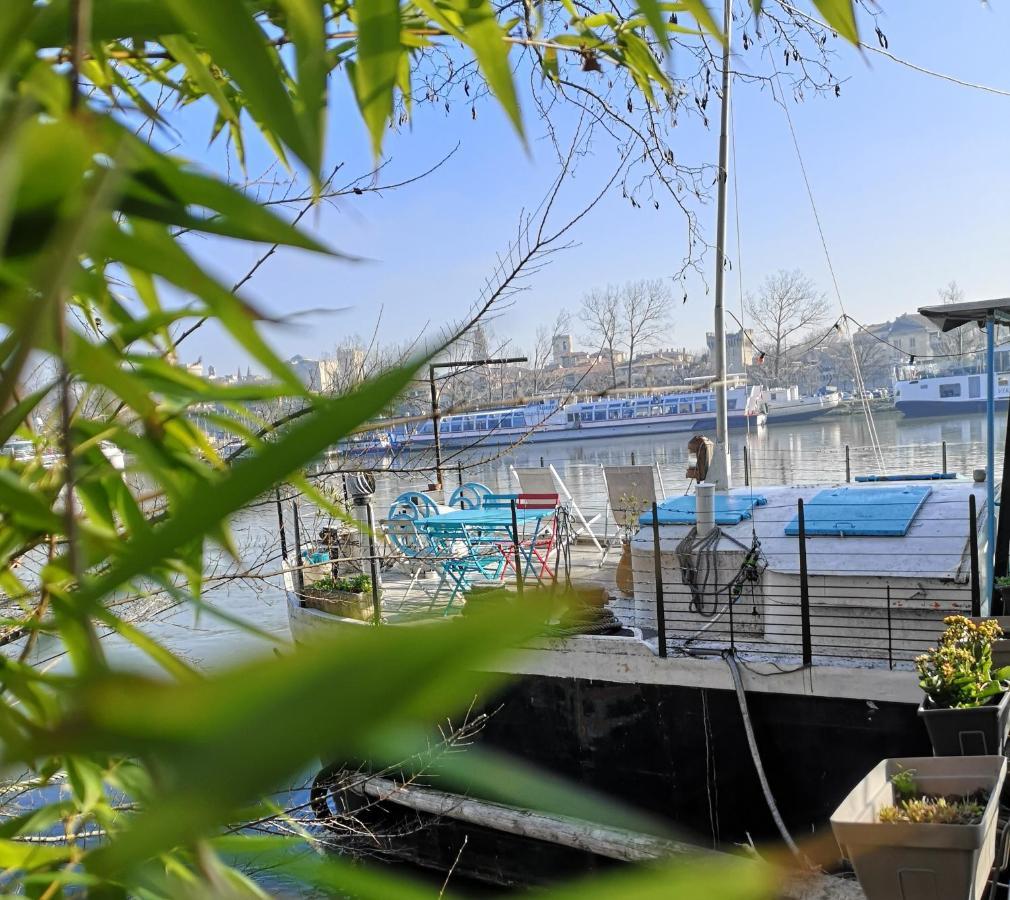 Peniche Althea Panzió Avignon Kültér fotó